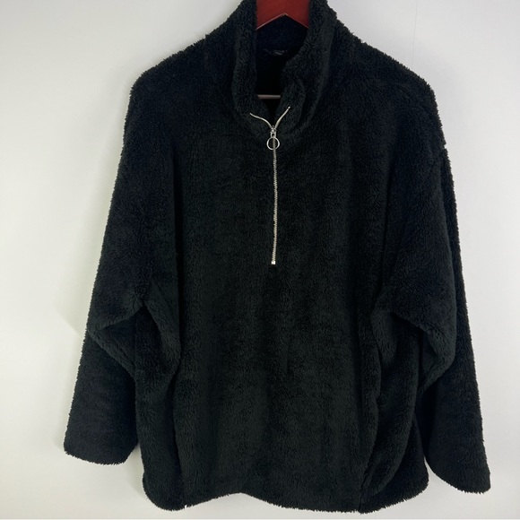 Express Tops - Express Faux Fur Zip Front Fleece Size M